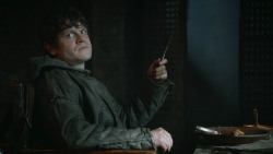 extant_GameOfThrones_3x10-Mhysa_1777