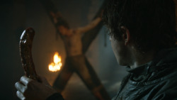 extant_GameOfThrones_3x10-Mhysa_1801