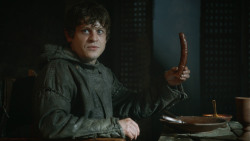 extant_GameOfThrones_3x10-Mhysa_1809
