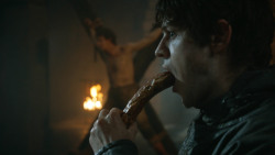 extant_GameOfThrones_3x10-Mhysa_1824