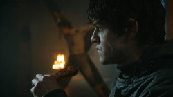 extant_GameOfThrones_3x10-Mhysa_1827