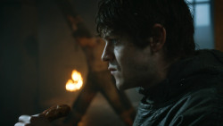 extant_GameOfThrones_3x10-Mhysa_1829