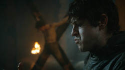 extant_GameOfThrones_3x10-Mhysa_1833