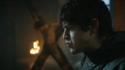 extant_GameOfThrones_3x10-Mhysa_1835