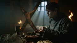 extant_GameOfThrones_3x10-Mhysa_1837