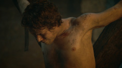 extant_GameOfThrones_3x10-Mhysa_1848