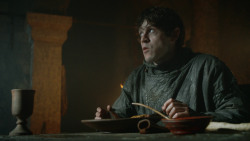 extant_GameOfThrones_3x10-Mhysa_1851