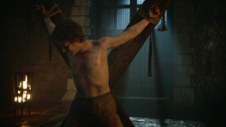 extant_GameOfThrones_3x10-Mhysa_1860