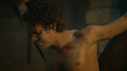 extant_GameOfThrones_3x10-Mhysa_1870