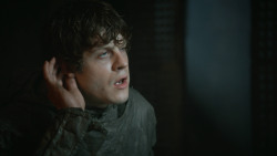 extant_GameOfThrones_3x10-Mhysa_1875