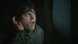 extant_GameOfThrones_3x10-Mhysa_1876