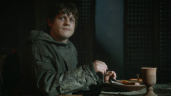 extant_GameOfThrones_3x10-Mhysa_1884