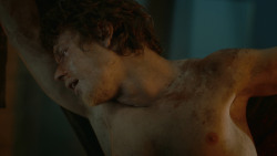 extant_GameOfThrones_3x10-Mhysa_1903