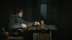 extant_GameOfThrones_3x10-Mhysa_1907