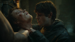extant_GameOfThrones_3x10-Mhysa_1935