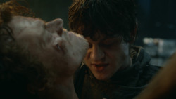 extant_GameOfThrones_3x10-Mhysa_1955