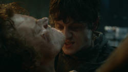 extant_GameOfThrones_3x10-Mhysa_1956