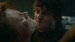 extant_GameOfThrones_3x10-Mhysa_1957