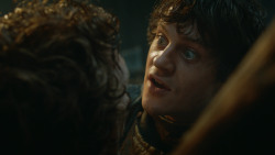 extant_GameOfThrones_3x10-Mhysa_2056