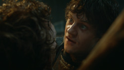 extant_GameOfThrones_3x10-Mhysa_2057
