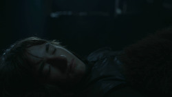 extant_GameOfThrones_3x10-Mhysa_2102