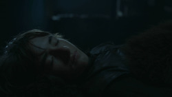 extant_GameOfThrones_3x10-Mhysa_2104