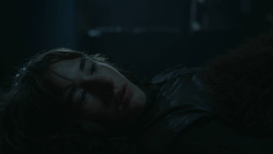 extant_GameOfThrones_3x10-Mhysa_2111