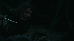 extant_GameOfThrones_3x10-Mhysa_2132