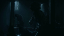 extant_GameOfThrones_3x10-Mhysa_2175