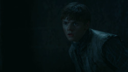 extant_GameOfThrones_3x10-Mhysa_2192