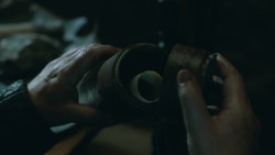 extant_GameOfThrones_3x10-Mhysa_2428