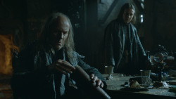 extant_GameOfThrones_3x10-Mhysa_2435