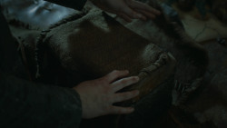 extant_GameOfThrones_3x10-Mhysa_2496