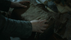 extant_GameOfThrones_3x10-Mhysa_2498