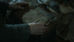 extant_GameOfThrones_3x10-Mhysa_2499