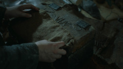 extant_GameOfThrones_3x10-Mhysa_2502