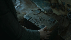 extant_GameOfThrones_3x10-Mhysa_2527