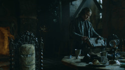 extant_GameOfThrones_3x10-Mhysa_2550