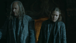 extant_GameOfThrones_3x10-Mhysa_2567