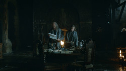 extant_GameOfThrones_3x10-Mhysa_2601