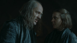 extant_GameOfThrones_3x10-Mhysa_2659