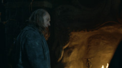 extant_GameOfThrones_3x10-Mhysa_2673