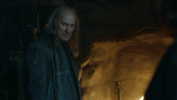 extant_GameOfThrones_3x10-Mhysa_2684