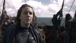 extant_GameOfThrones_3x10-Mhysa_2774