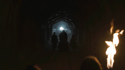 extant_GameOfThrones_3x10-Mhysa_2958