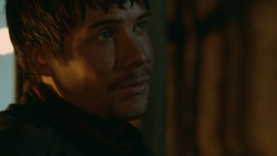 extant_GameOfThrones_3x10-Mhysa_3092