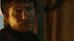 extant_GameOfThrones_3x10-Mhysa_3104