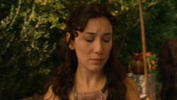 extant_GameOfThrones_3x10-Mhysa_3377
