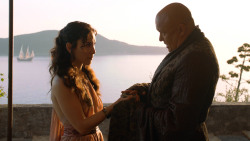 extant_GameOfThrones_3x10-Mhysa_3538