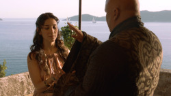 extant_GameOfThrones_3x10-Mhysa_3571